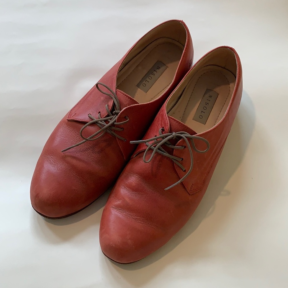 Nisolo Red Leather Lace-Up Flats